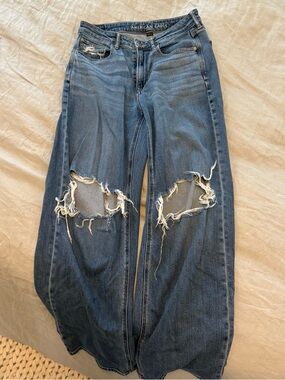 American Eagle Super High Rise Baggy Jean